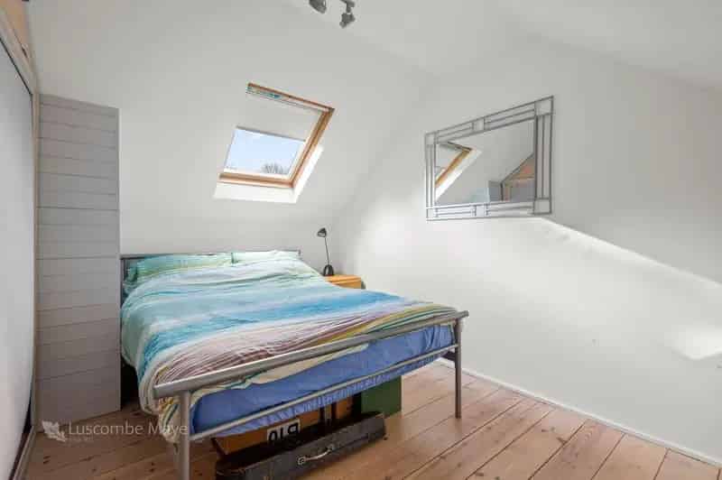 2 Bed House for Sale Semi Rural Home Open Plan Living Solar Panels