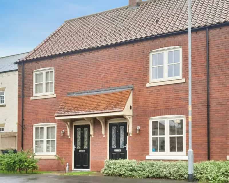 2 Bedroom Terraced House to Rent