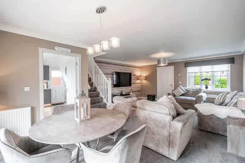 3-Bed Detached Home in Claremont Alloa