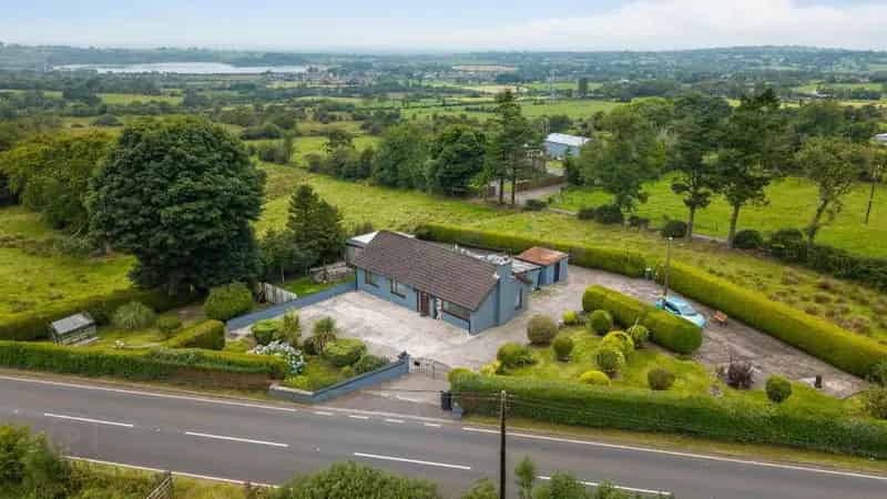 House For Sale , Lisburn, Northern Ireland