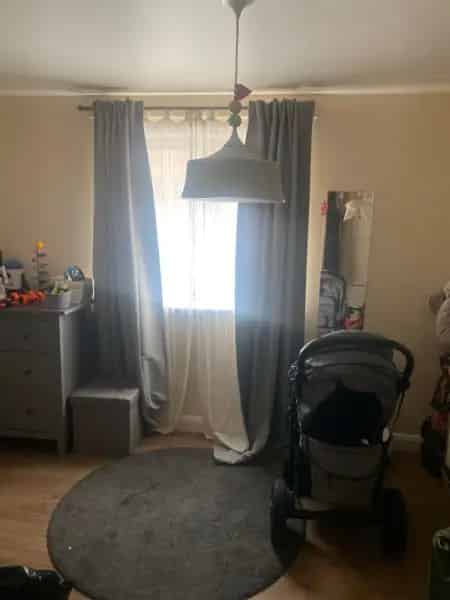 2 Bedroom Flat Near Town Center