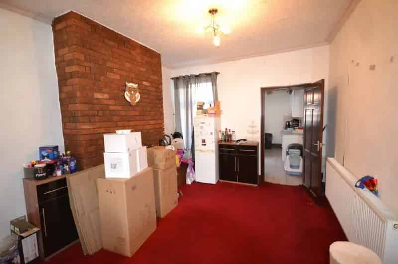 2 bedroom House
 To Rent