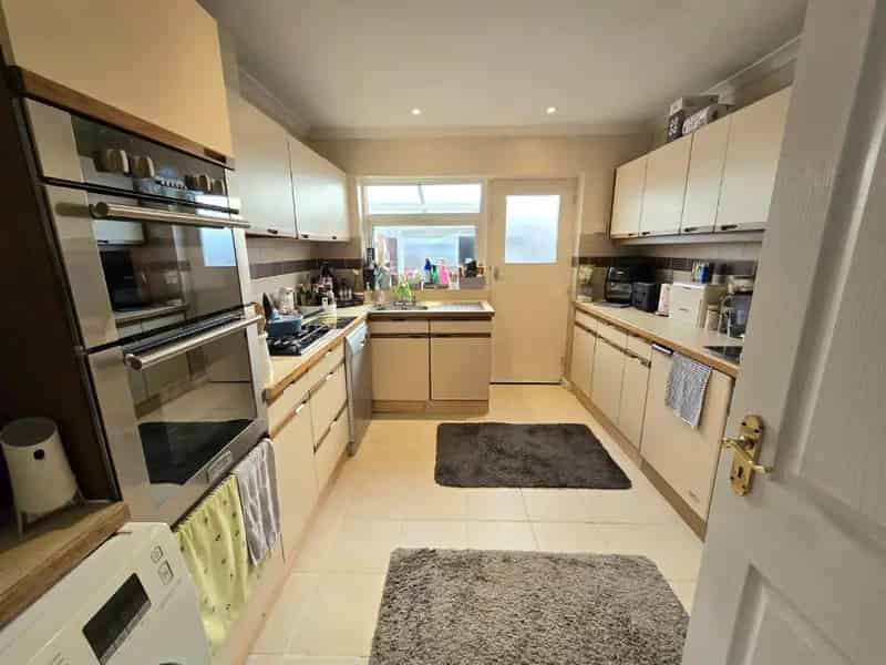 3 Bed Detached Bungalow For Sale