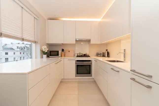 Flat for Rent in Fulham Rd South Kensington London SW3