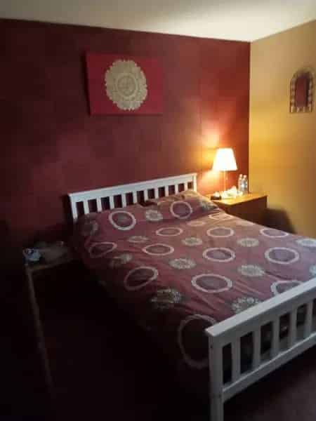 Ground Floor Wheelchair Accessible Flat Near Train Station