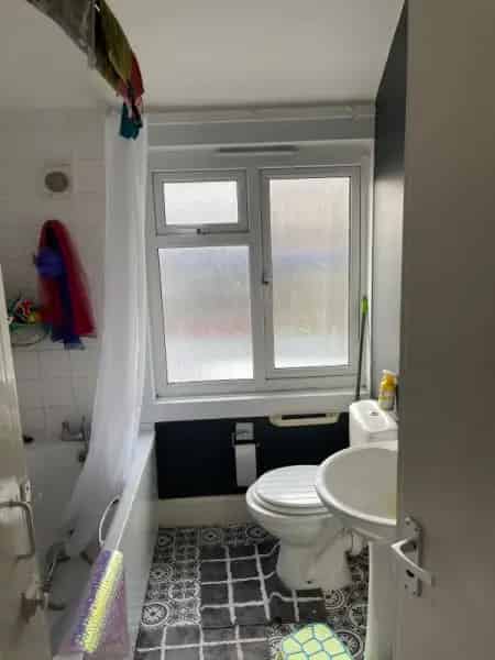 Muswell Hill Family Home Near Parks and Schools