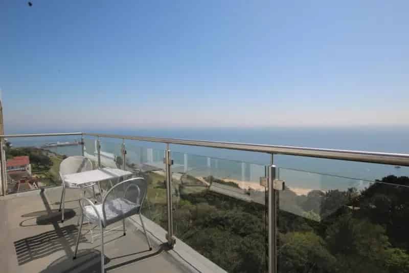 3 Bedroom Apartment Sea Views Isle of Wight