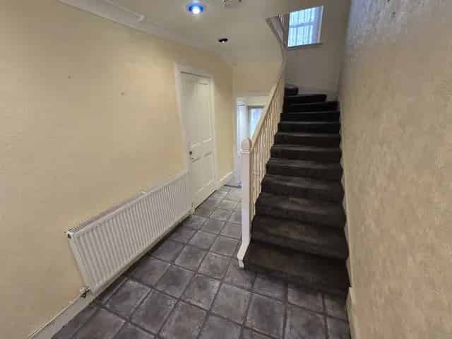 3 Bedroom Mid Terraced House For Sale