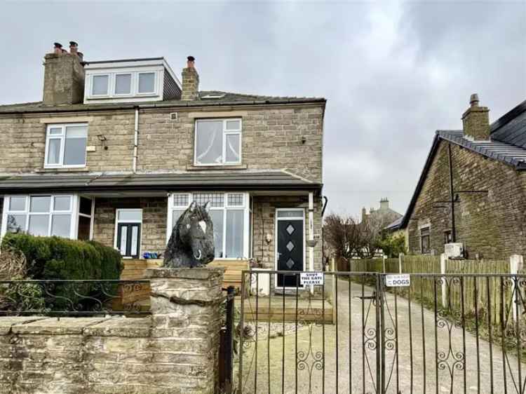 3 Bedroom Townhouse for Sale with Workshop and Rural Views
