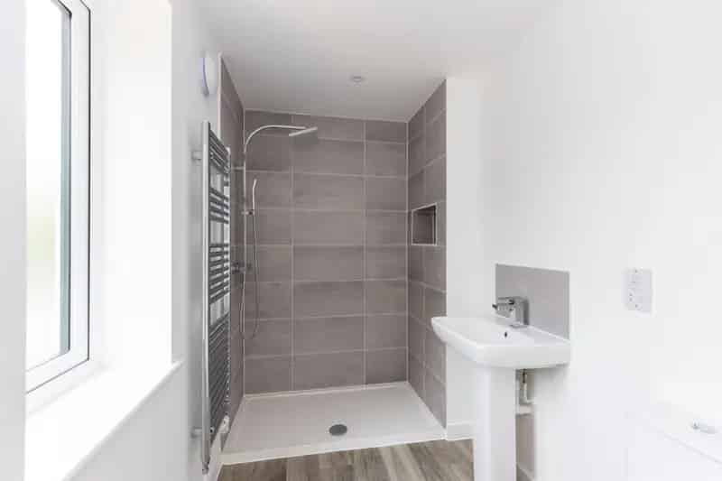 New 3-Bed Detached Home with En Suite and Solar Panels