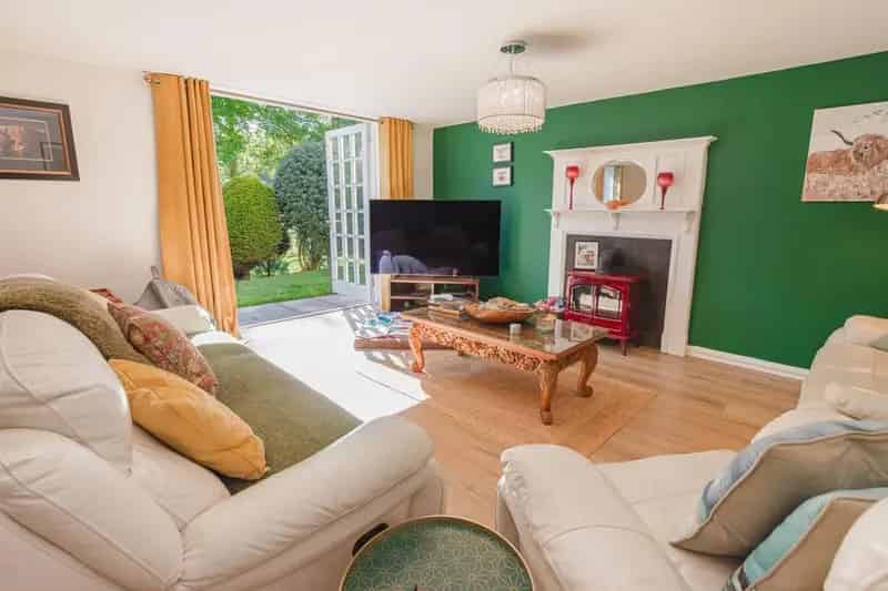 3 bedroom apartment for sale