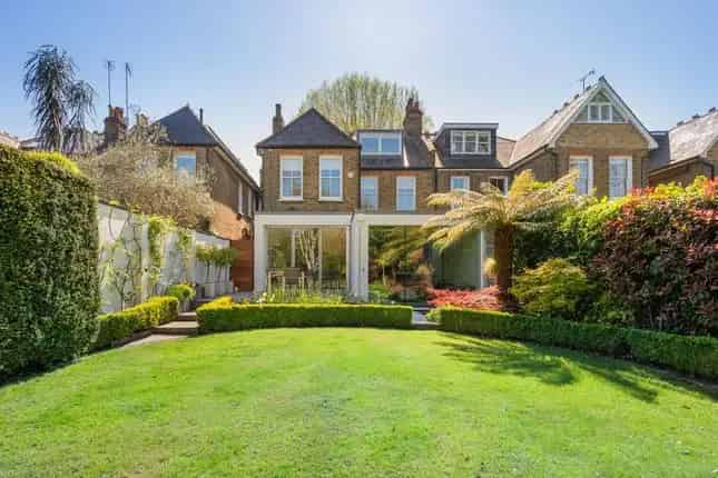 Luxury Semi Detached House Chiswick 6 Bedrooms 3 Bathrooms Large Garden