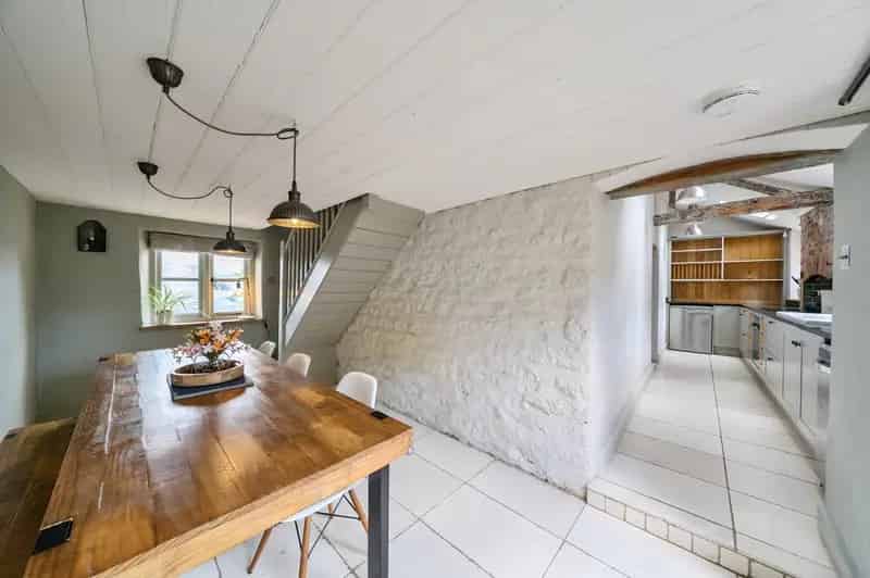 3 Bedroom Grade II Listed Cottage for Sale in Lower Heyford
