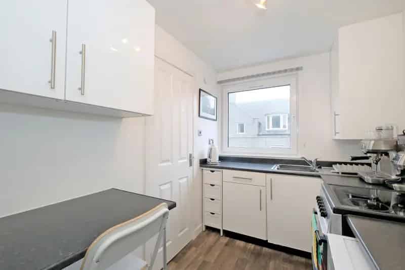 Flat For Rent , 17,19, Bank Street, Aberdeen City, Scotland