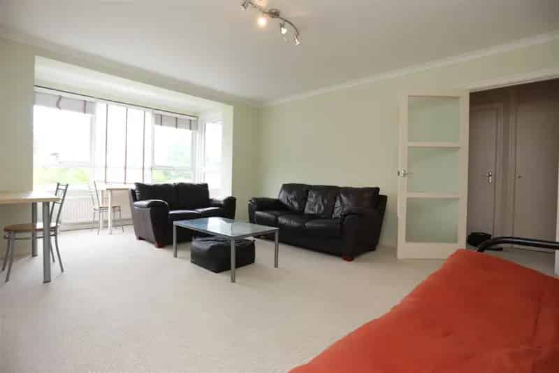 2 Bedroom Flat to Rent Near Preston Park Brighton