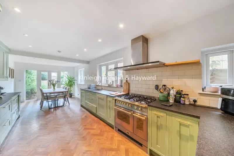 House For Sale , Nether Street, London, England