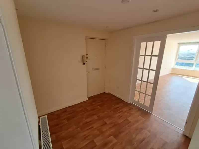 3 Bedroom Flat House to Rent in Glasgow Near Jordanhill School