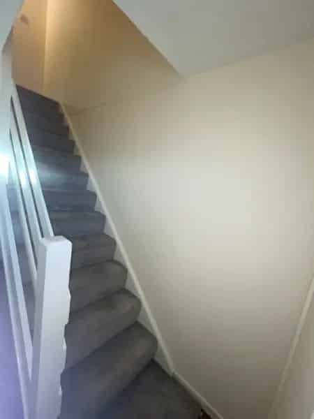 Large 2 Bedroom House with Garden and Driveway