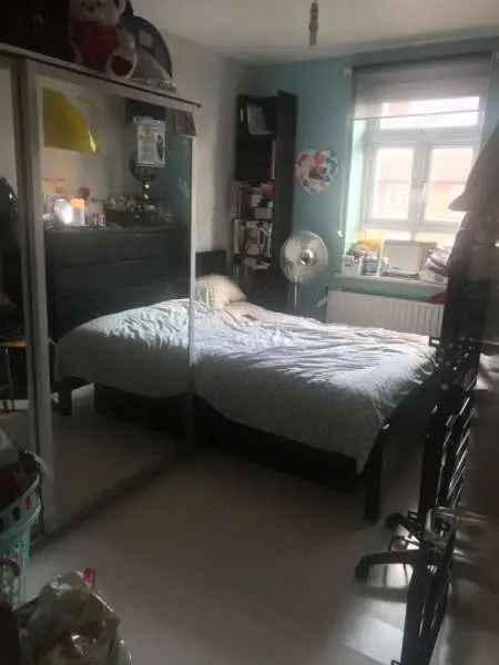 3 Double Bed Flat near River Lea Hackney Marshes