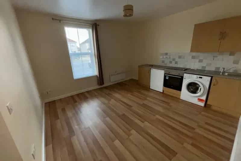 Flat For Rent , Wroughton, England