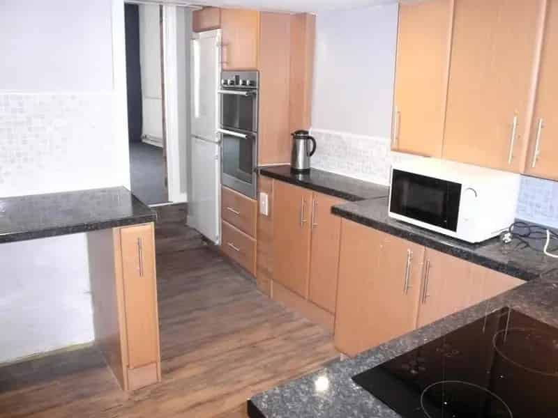 3 Bedroom Apartment to Rent Redruth Town Centre
