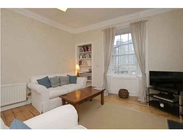 2 Bedroom Flat for Sale in Stockbridge New Town