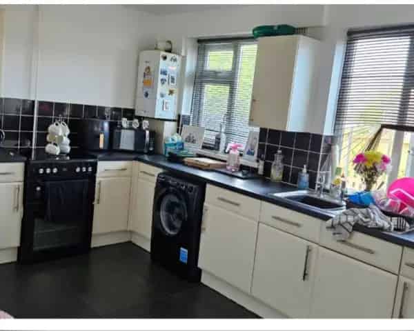 3 Bed House Near CO4 Colchester Large Garden Parking