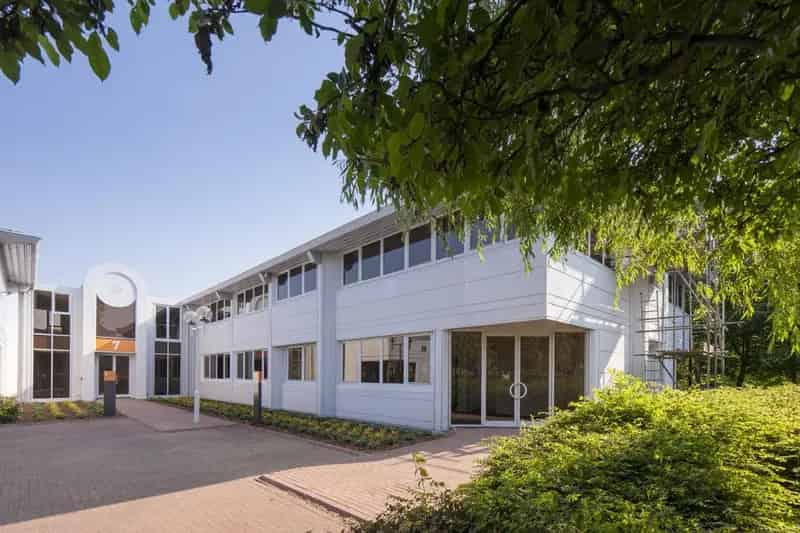 Refurbished Class E Office Space in Ruscombe Business Park