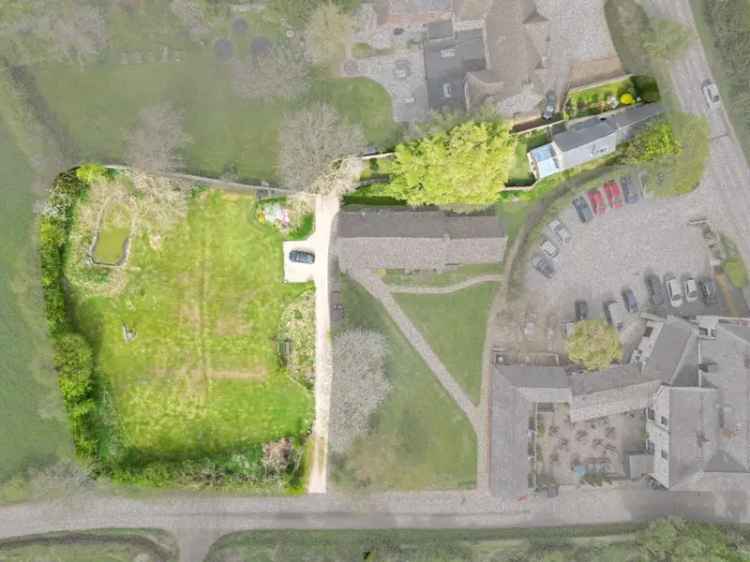 2 Bedroom Detached House for Sale in Frocester