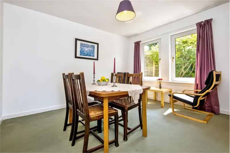 3 Bed House - Semi Detached with 2 Reception Rooms