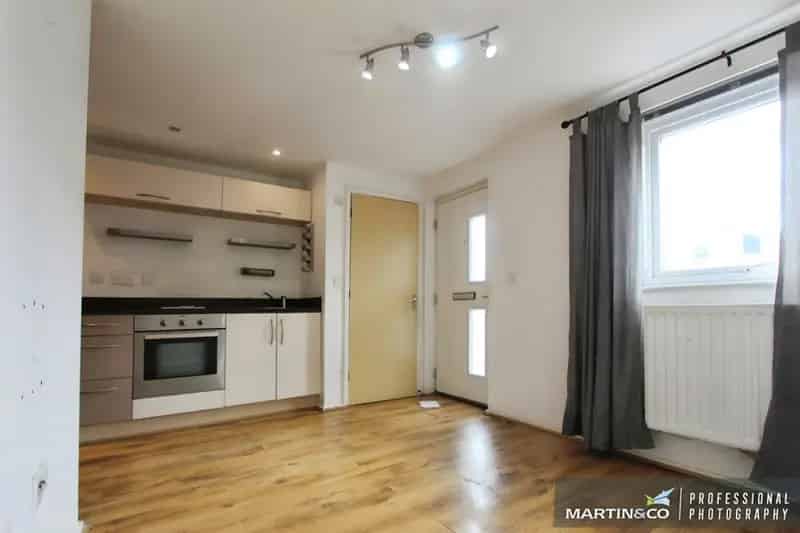 1 bedroom Flat
 For Sale