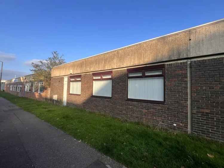 Light Industrial Unit Hatfield - 5 Parking Spaces