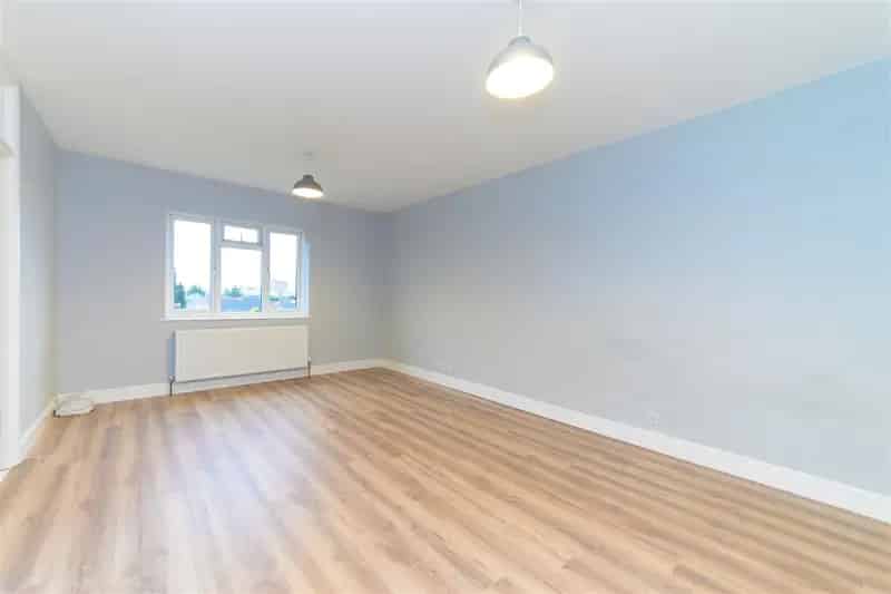 2 Bedroom Flat House to Rent Mill Hill