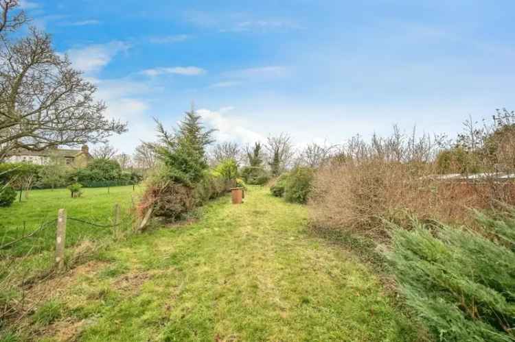 Three Bedroom Semi Detached House Ipswich