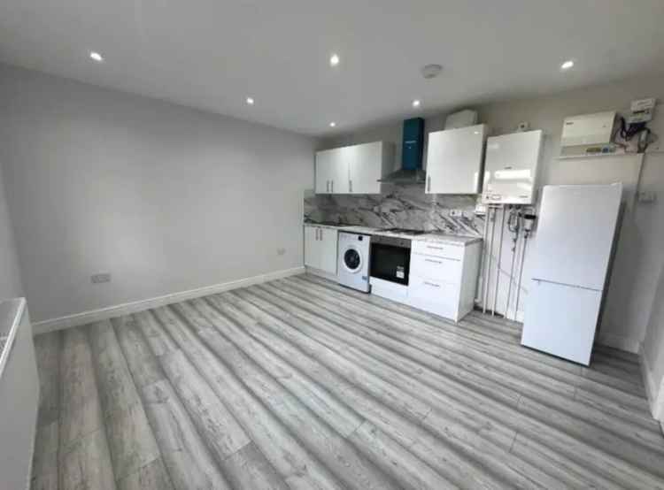 1 Bedroom Apartment House to Rent