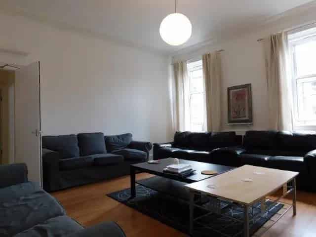 4 bedroom flat to rent