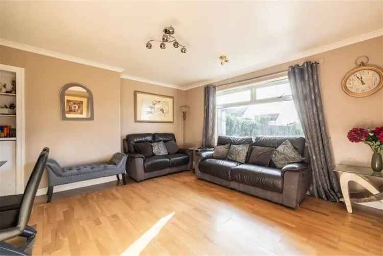 2 Bed Bungalow Semi Detached with 2 Reception Rooms