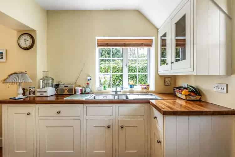 3 Bed Arts & Crafts House for Sale