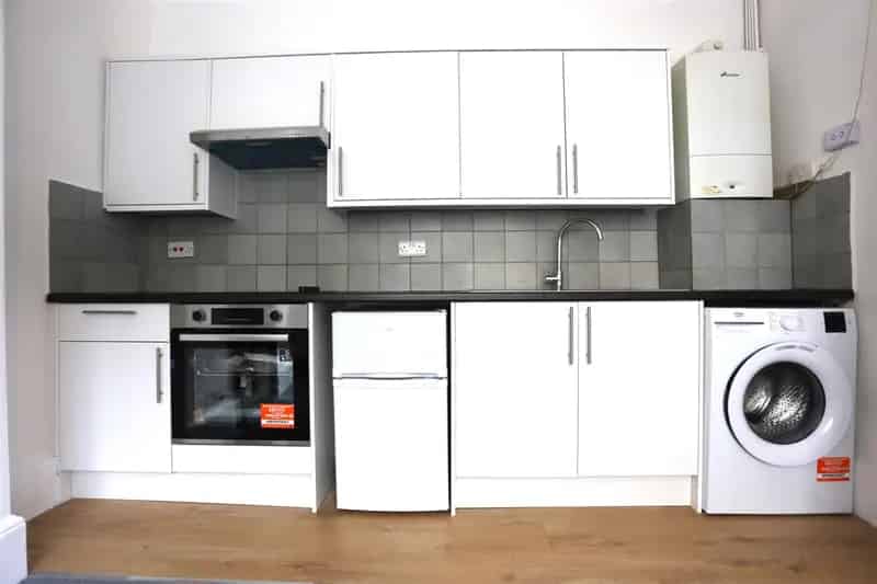 2 Bedroom Flat to Rent in Central Brighton