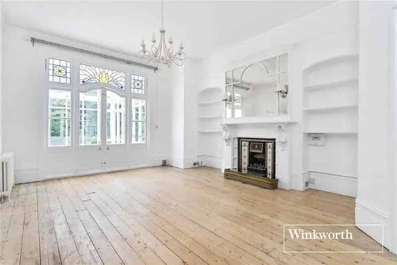 5 Bedroom House for Sale Near Finchley Central