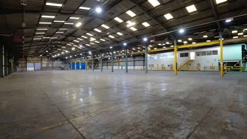Commercial property For Rent , Wigan, England