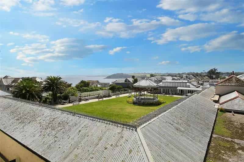 2 Bedroom Apartment for Sale in Falmouth, Cornwall