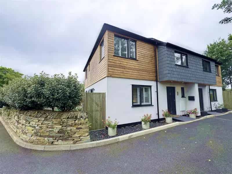 3 Bed Property For Sale