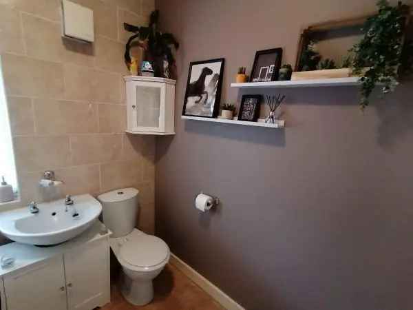 House For Rent in Sheffield, England