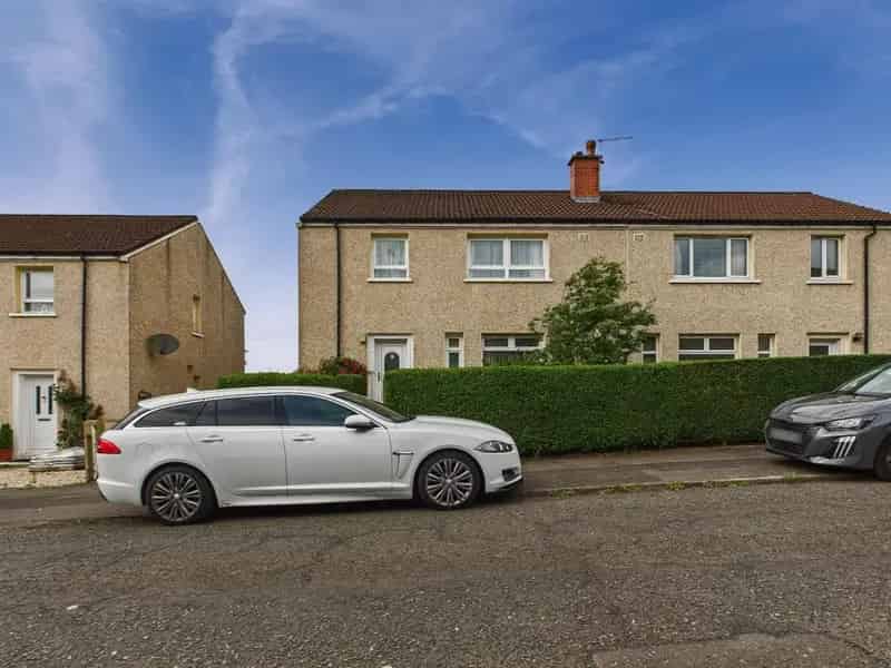 3 Bedroom Semi-Detached House for Sale in Scotland