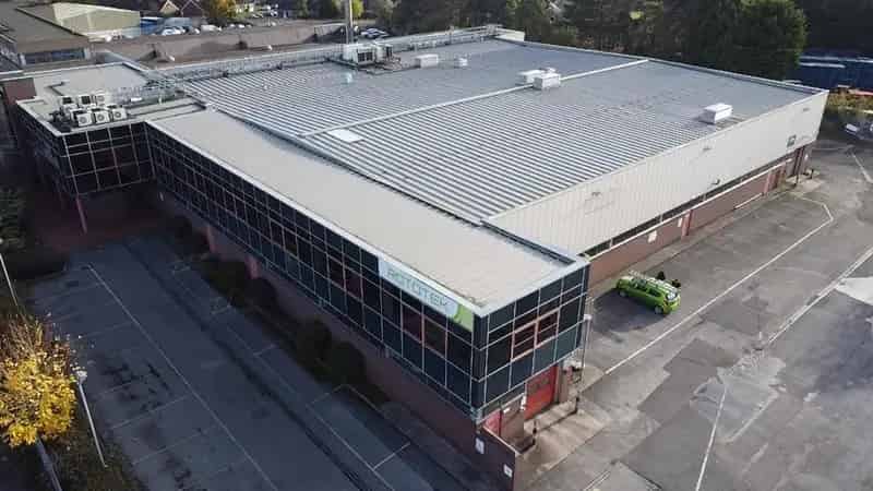 HQ Building For Sale To Let Industrial Storage Workshop Space 600 KVA Power