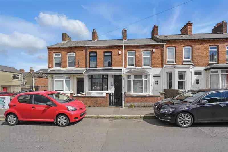 2 Bed Mid Terrace House Lisburn Road Belfast