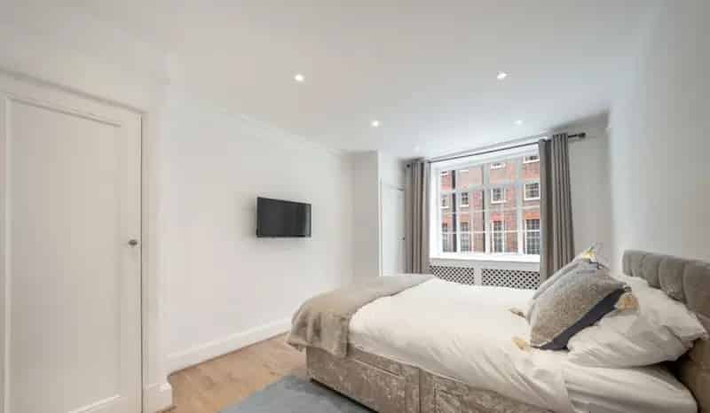 2-Bedroom Flat in Central London Near Hyde Park