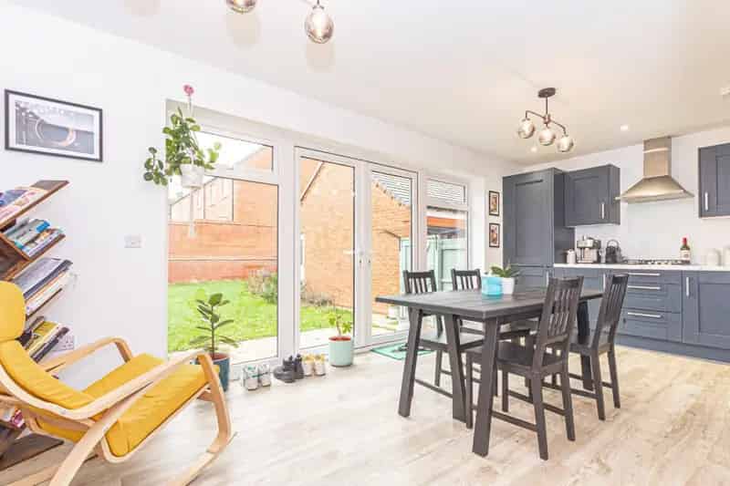 3 Bedroom Detached House Edlesborough