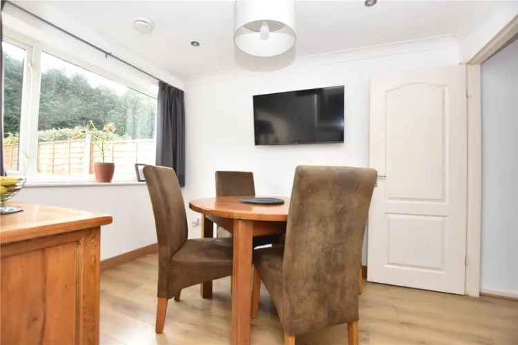 House For Sale in Leeds, England